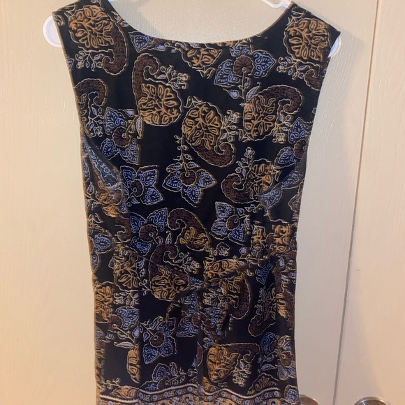 Women’s sleeveless blouse - XL - Picture 2 of 3